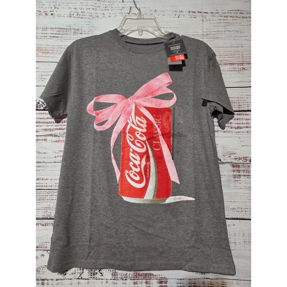 Grayson Threads Coca-Cola Graphic T-Shirt Gray Pink Bow Coke Can Womens Medium
